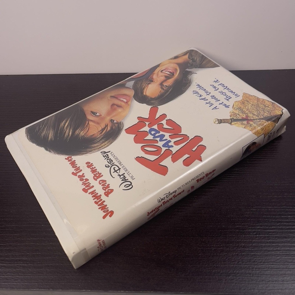 Tom and Huck Disney VHS Movie Jonathan Taylor Thomas Brad Renfro 1995 Tested - Picture 4 of 6